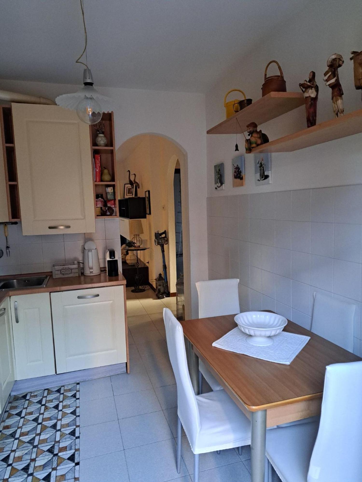 מונטרנציו Casa Vacanze Viaggi Dipinti מראה חיצוני תמונה
